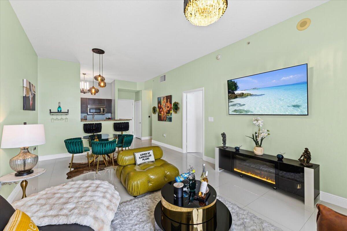 550 Okeechobee Boulevard Lph-18
