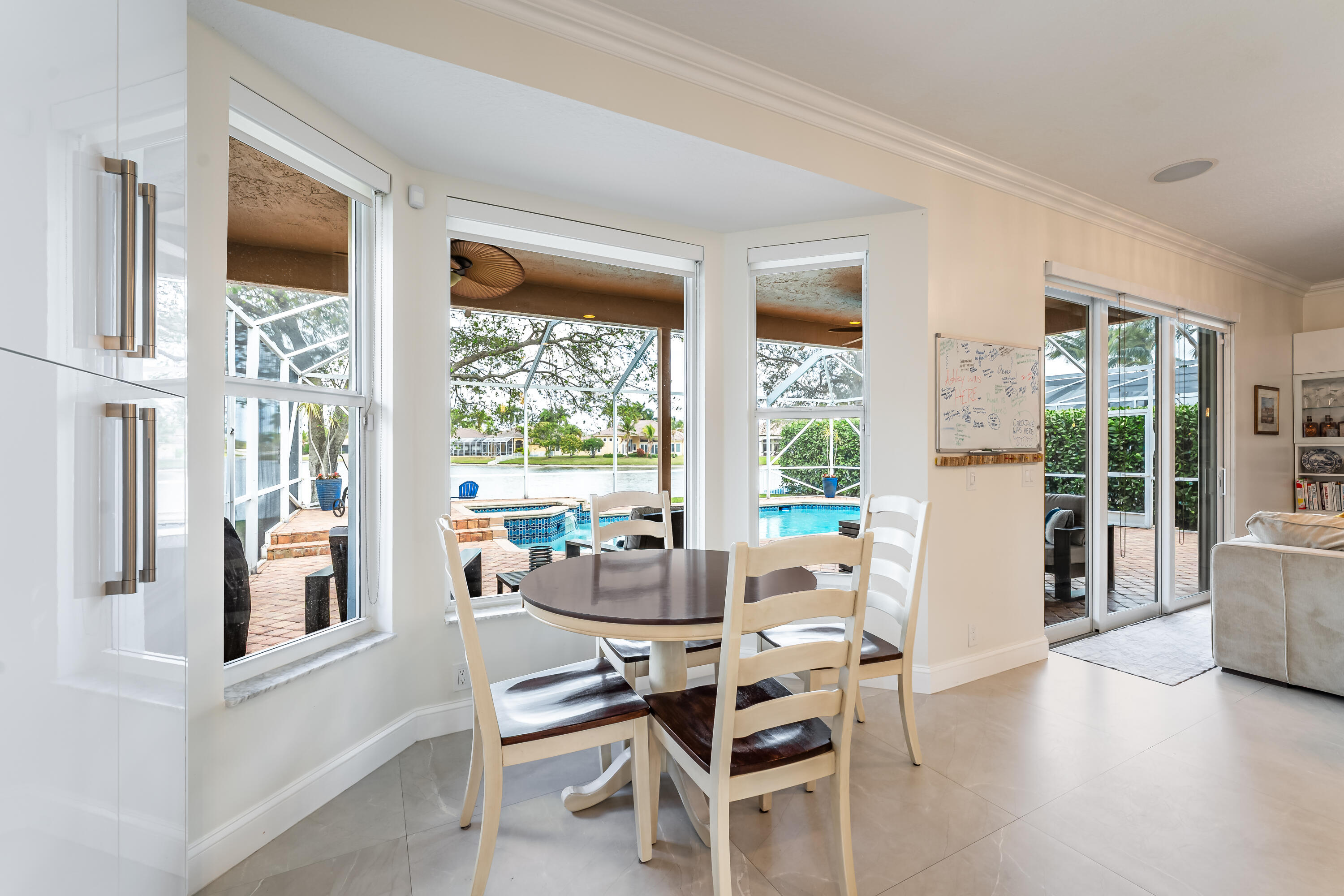 PEMBROKE FALLS - Residential