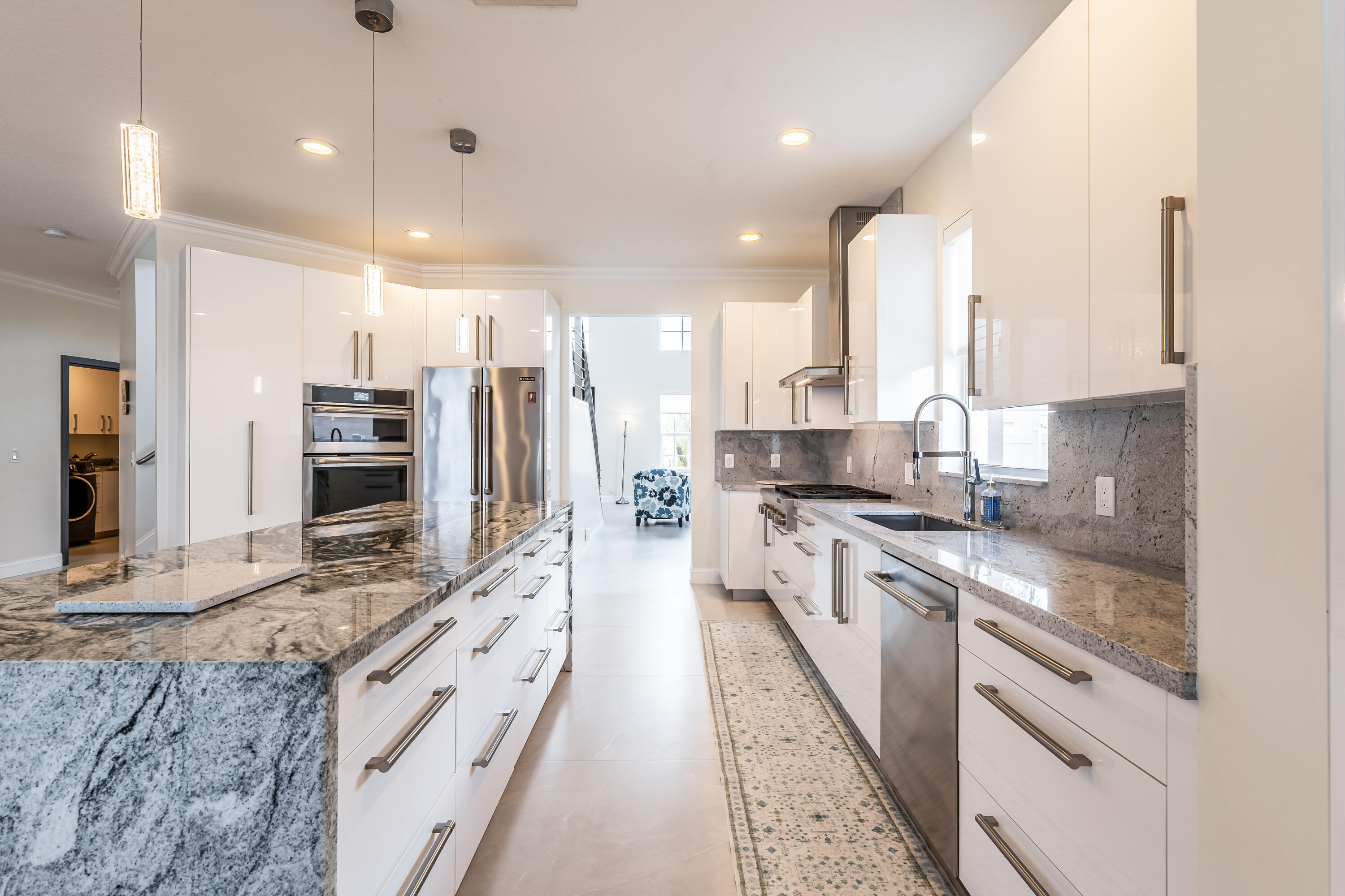 PEMBROKE FALLS - Residential