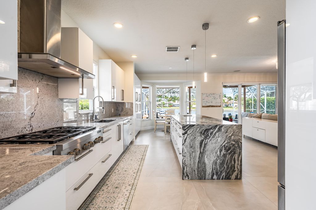 Photo of 13815 NW 11th, Pembroke Pines, FL 33028 (MLS # B26000017)