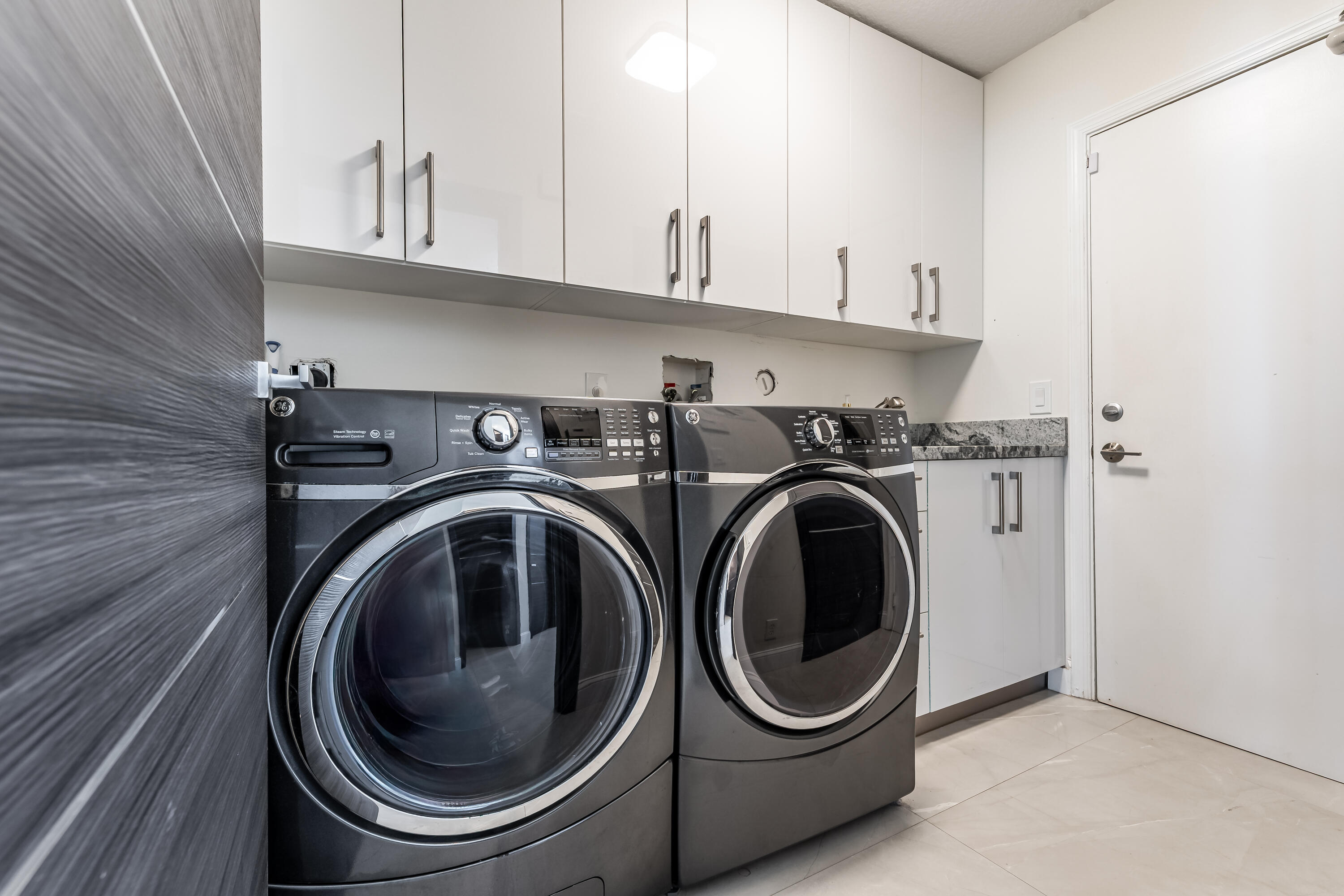 PEMBROKE FALLS - Residential