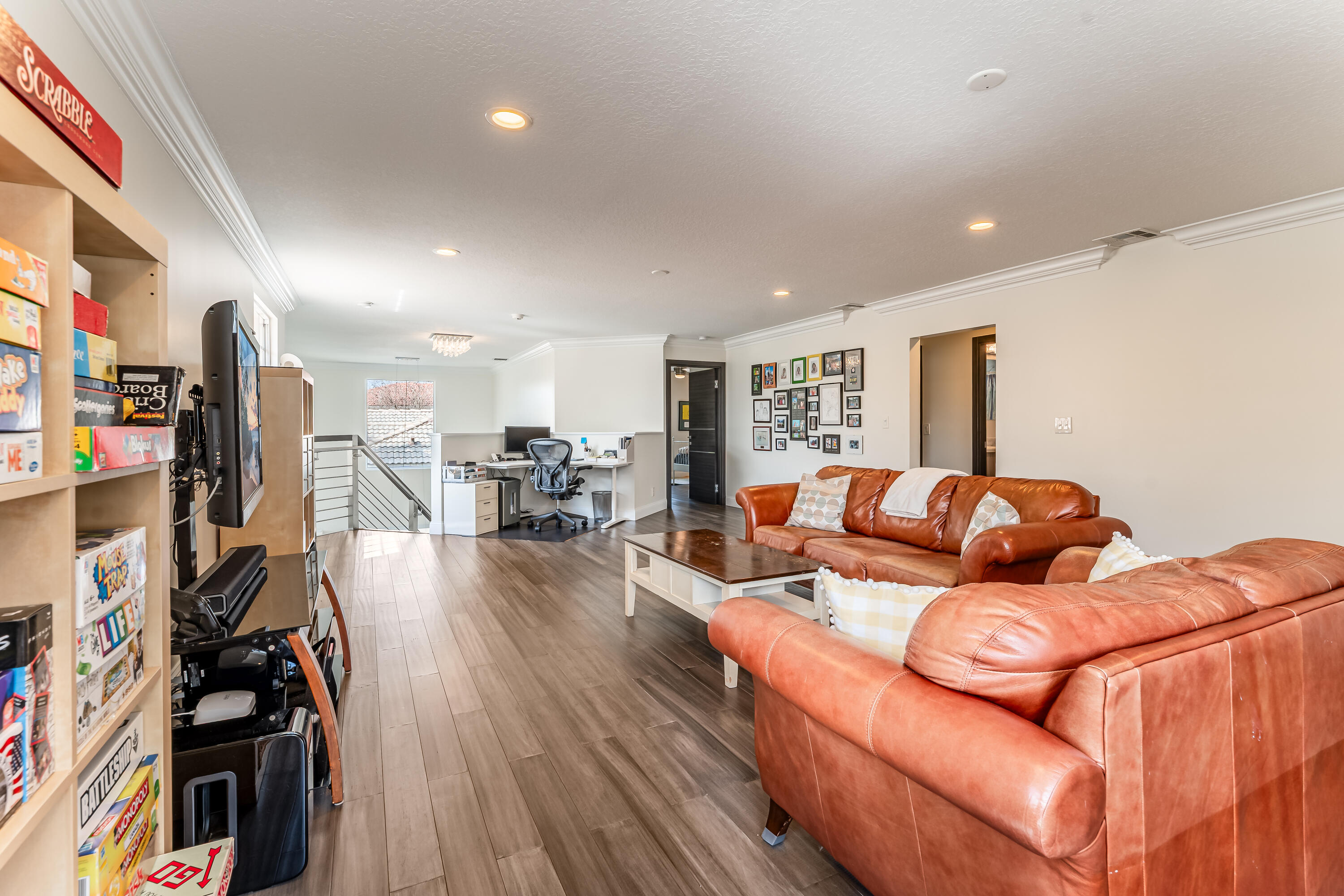 PEMBROKE FALLS - Residential