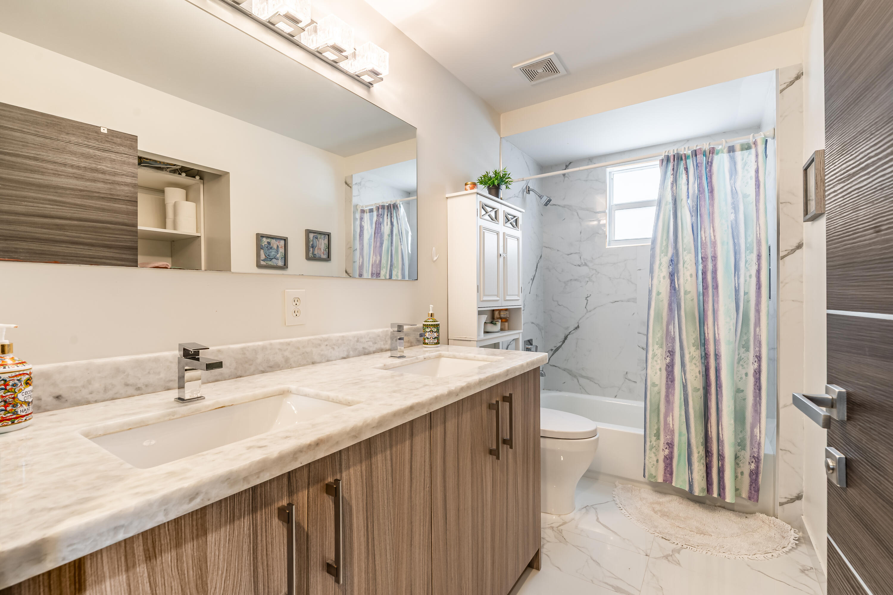 PEMBROKE FALLS - Residential