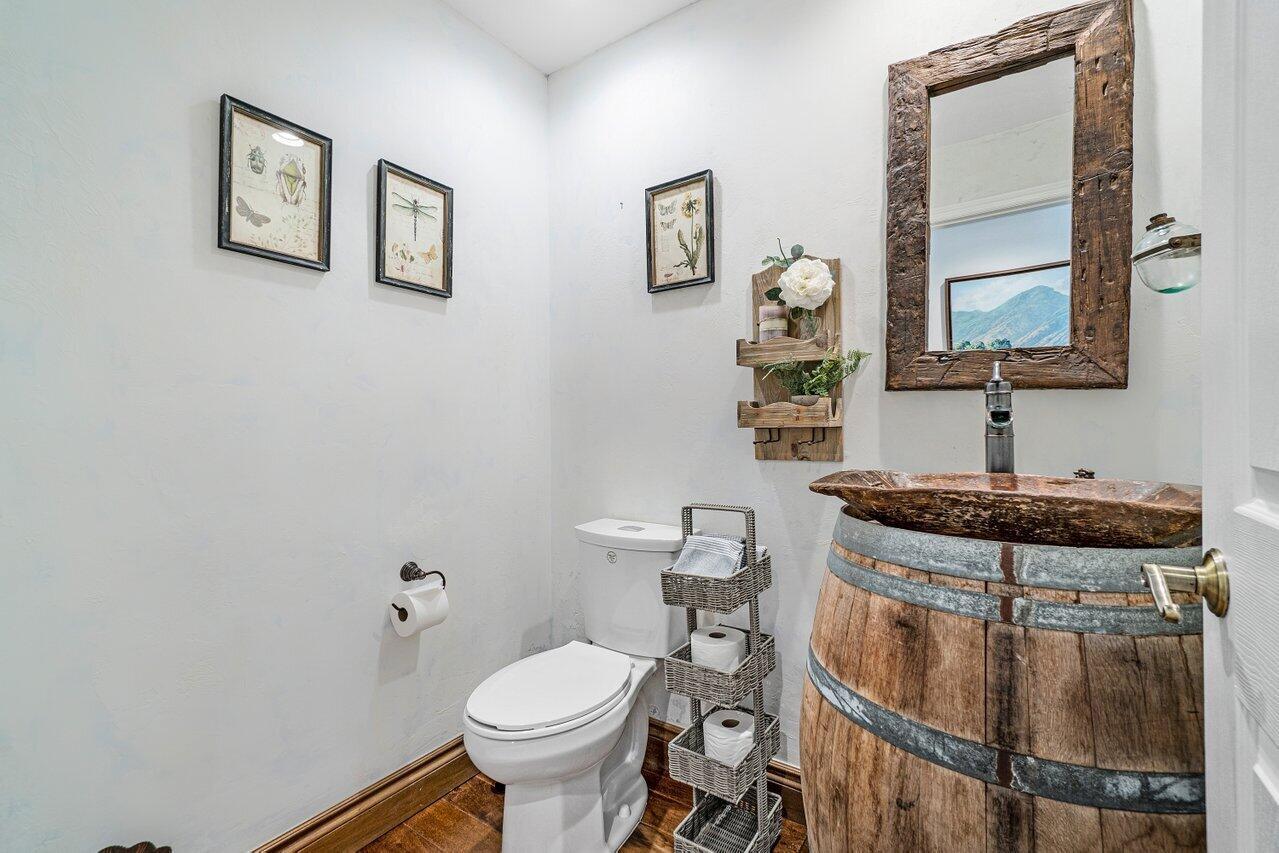 SADDLE TRAIL PARK OF WELL - Residential