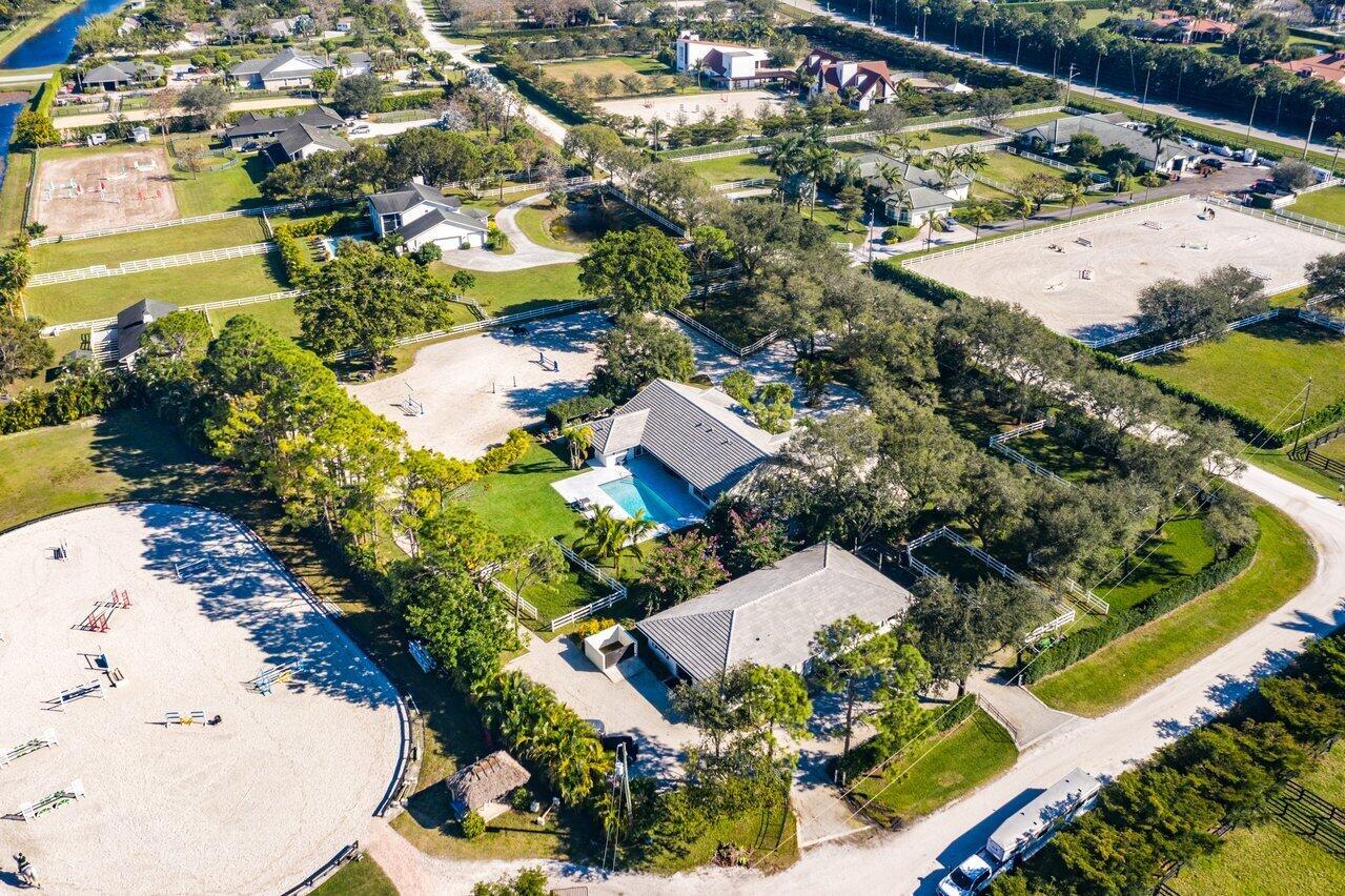 SADDLE TRAIL PARK OF WELL - Residential
