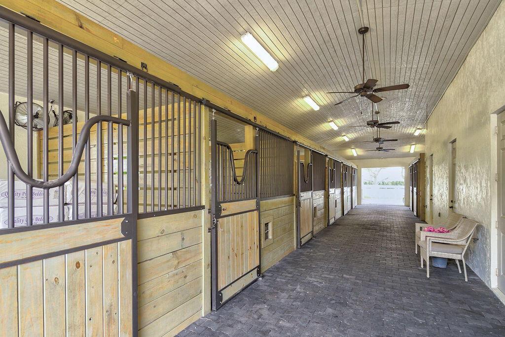 SADDLE TRAIL PARK OF WELL - Residential