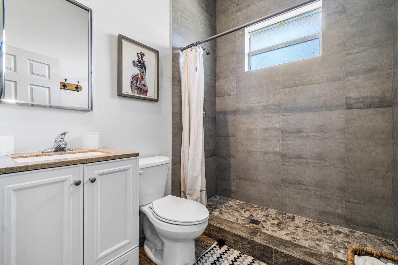 SADDLE TRAIL PARK OF WELL - Residential