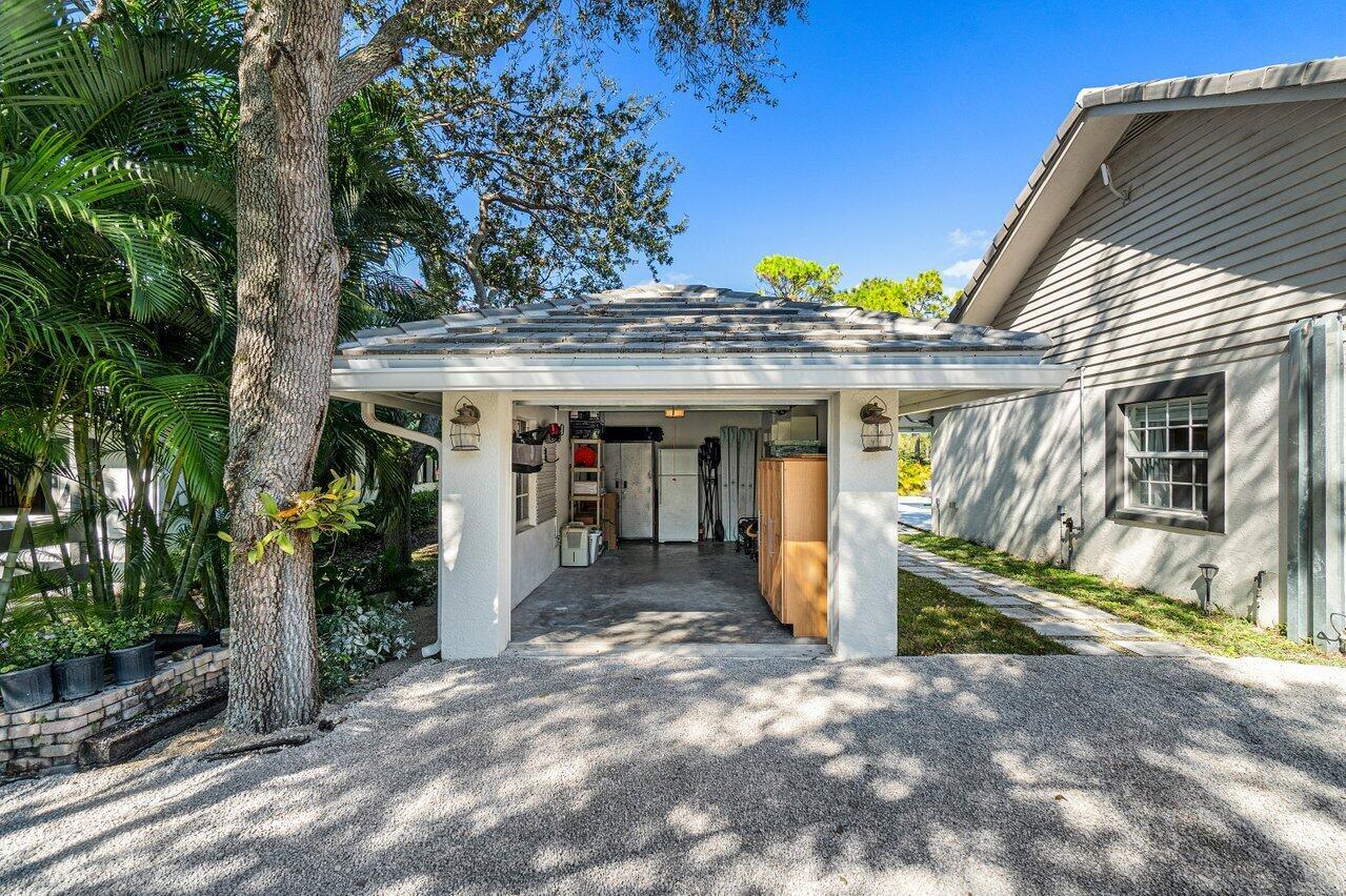 SADDLE TRAIL PARK OF WELL - Residential