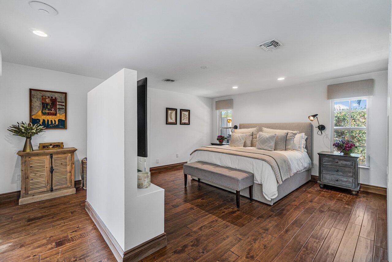 SADDLE TRAIL PARK OF WELL - Residential