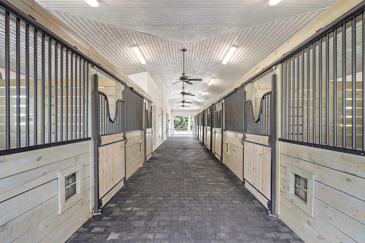 SADDLE TRAIL PARK OF WELL - Residential