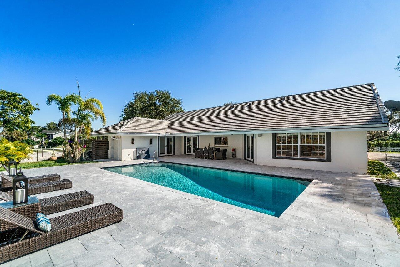 SADDLE TRAIL PARK OF WELL - Residential