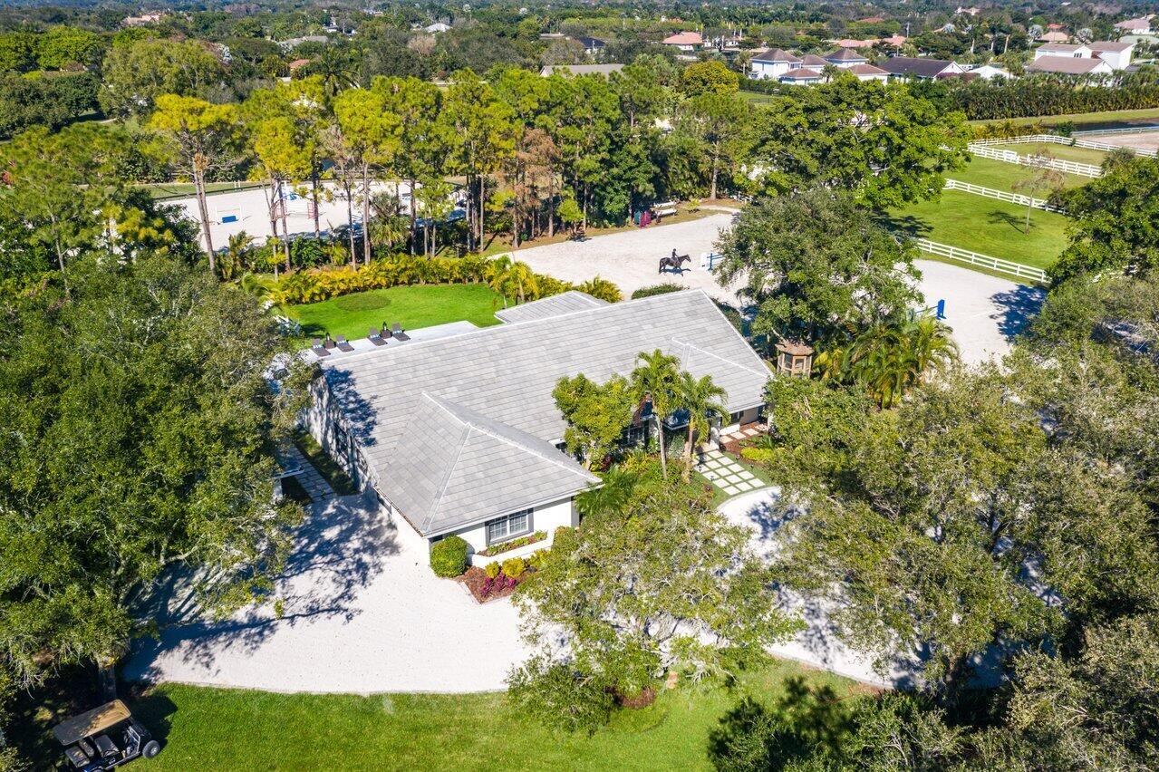 SADDLE TRAIL PARK OF WELL - Residential