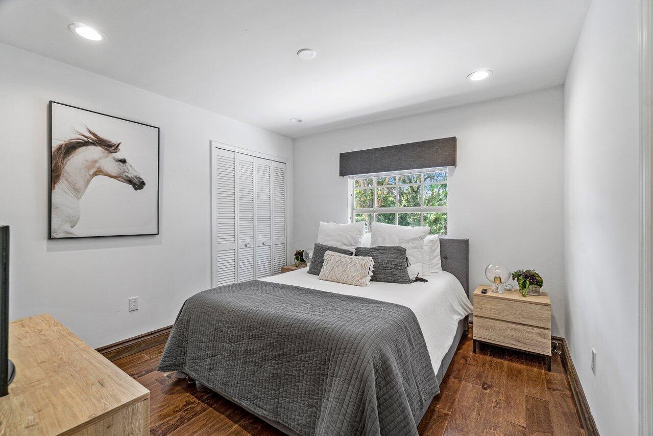 SADDLE TRAIL PARK OF WELL - Residential