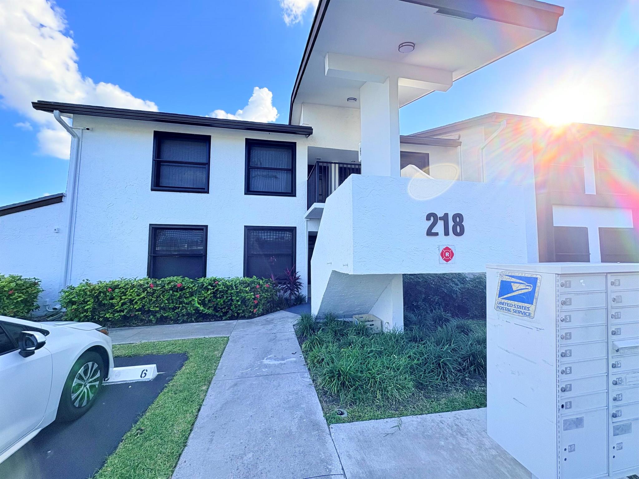 LAKE POINTE CONDOMINIUM N - Residential