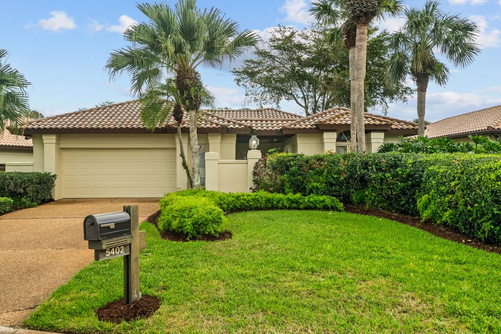 Photo of 5402 SE Meredith Terrace, Stuart, FL 34997 (MLS # R10953511)