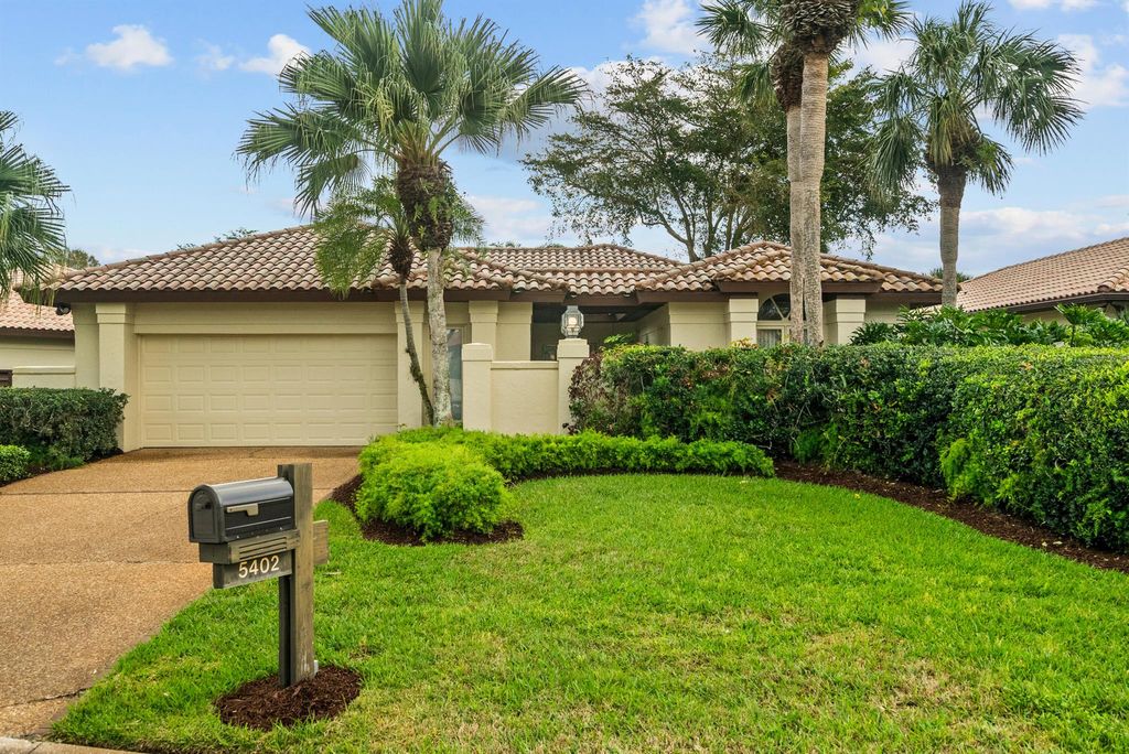 Photo of 5402 SE Meredith Terrace, Stuart, FL 34997 (MLS # R10953511)