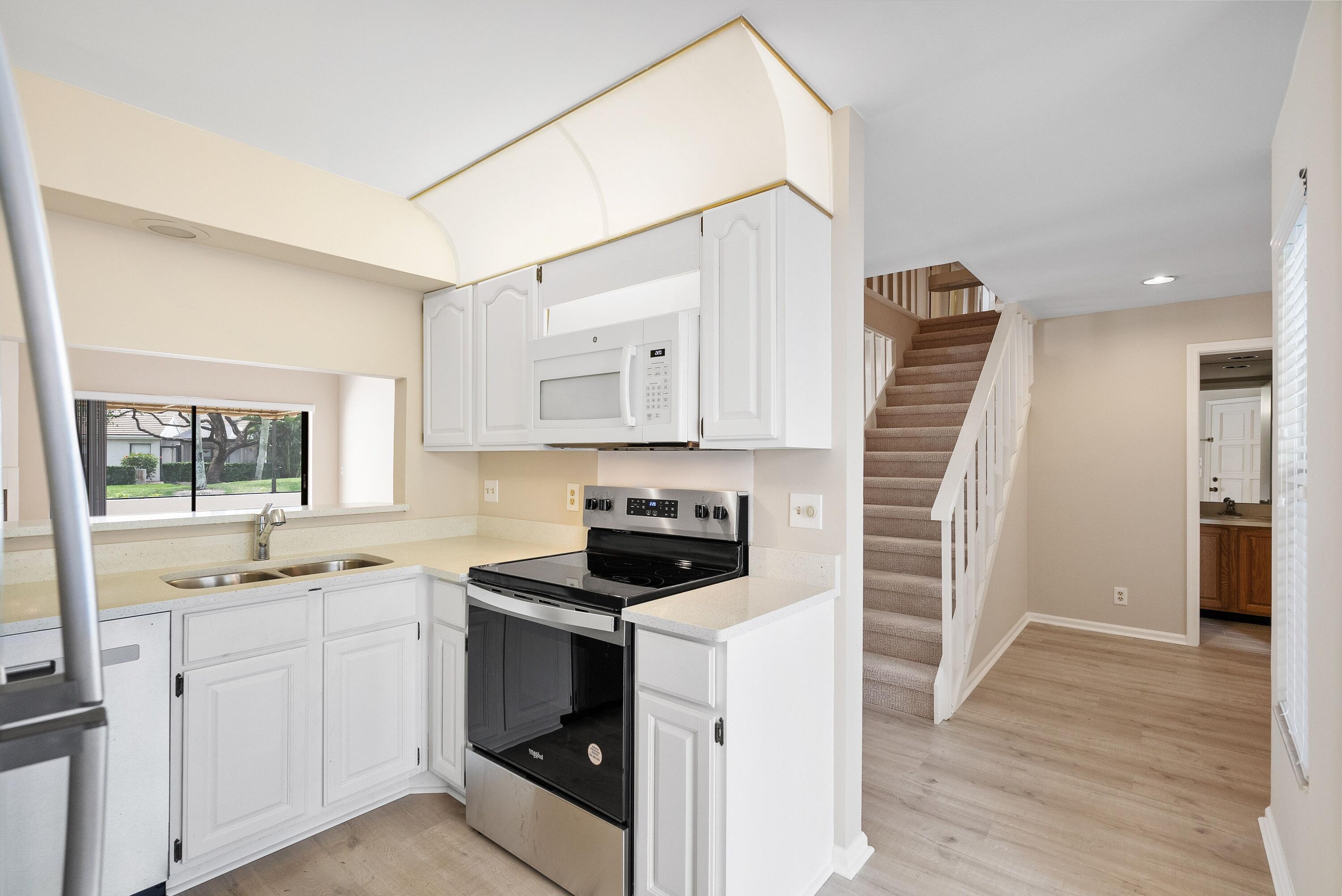 Townhomes of Marlwood - Residential