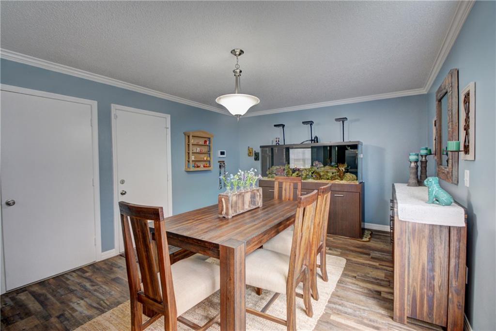 West Glen Manor 145-7 B - Residential