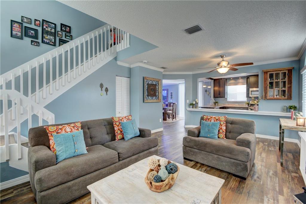 West Glen Manor 145-7 B - Residential