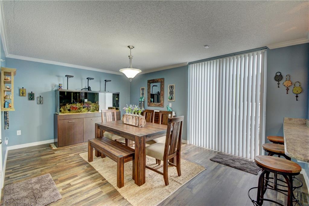 West Glen Manor 145-7 B - Residential