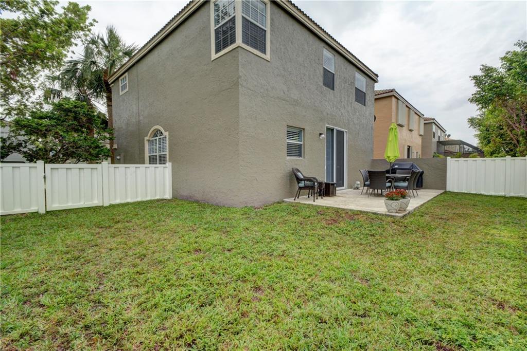 West Glen Manor 145-7 B - Residential