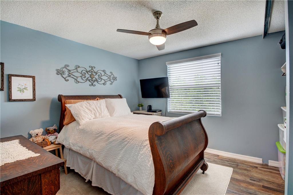 West Glen Manor 145-7 B - Residential