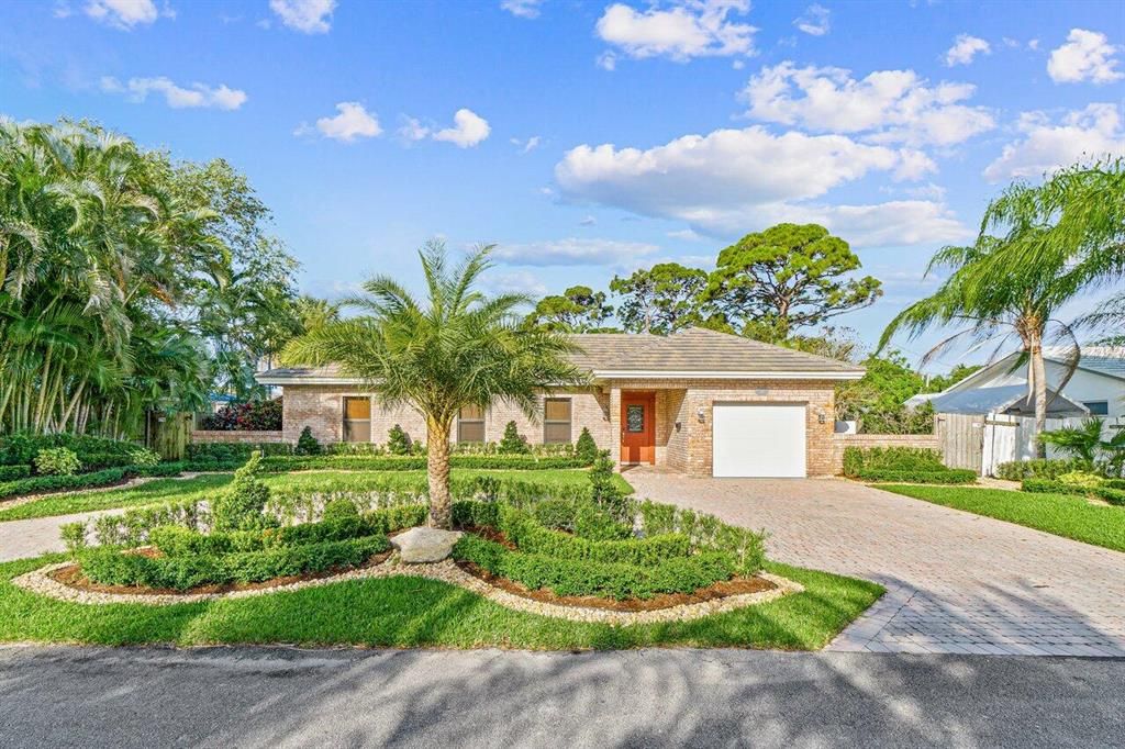 Photo of 133 NW 10th Avenue, Boca Raton, FL 33486 (MLS # R10785738)