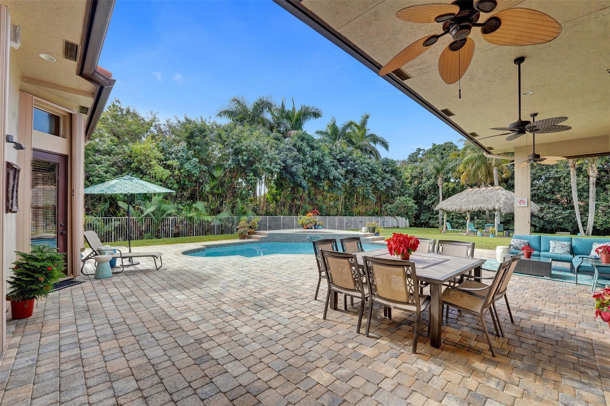 1401 NW 116th Ave