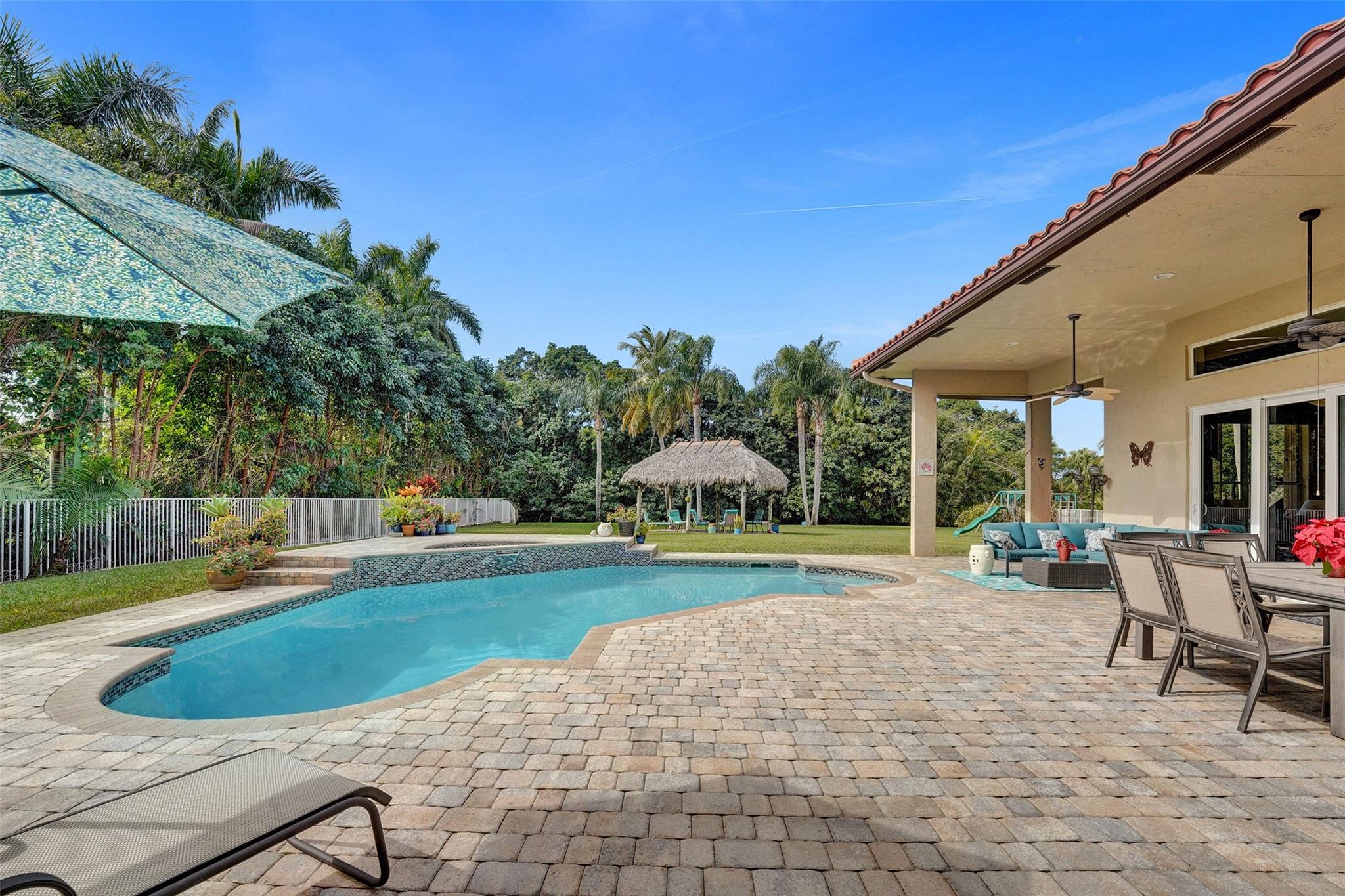 1401 NW 116th Ave