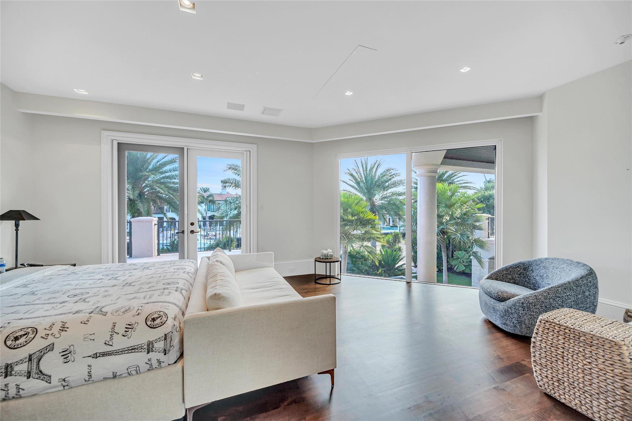 ISLA BAHIA - Residential