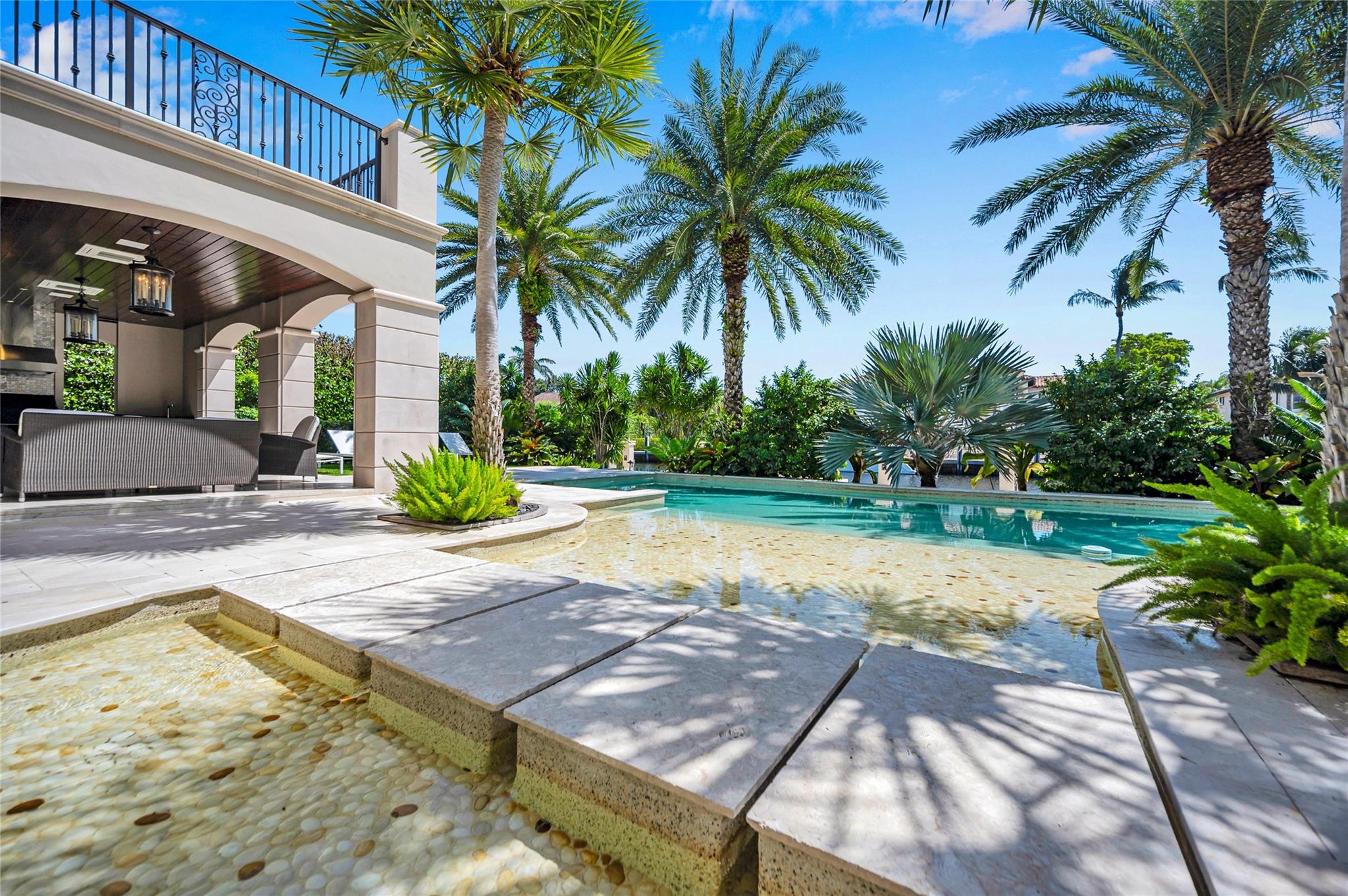 ISLA BAHIA - Residential