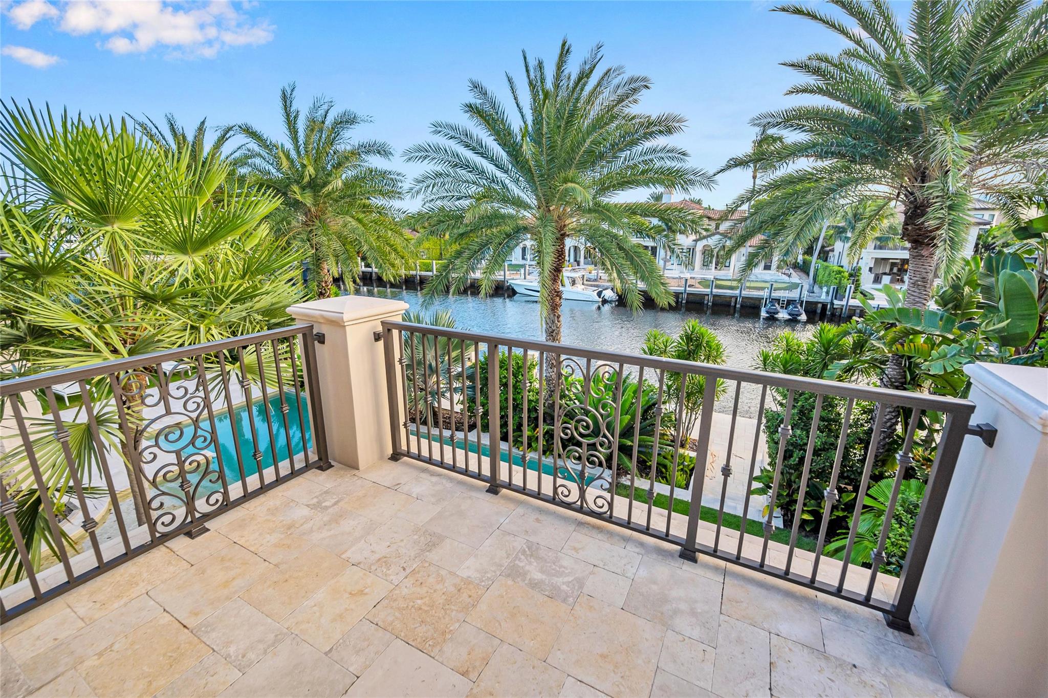 ISLA BAHIA - Residential