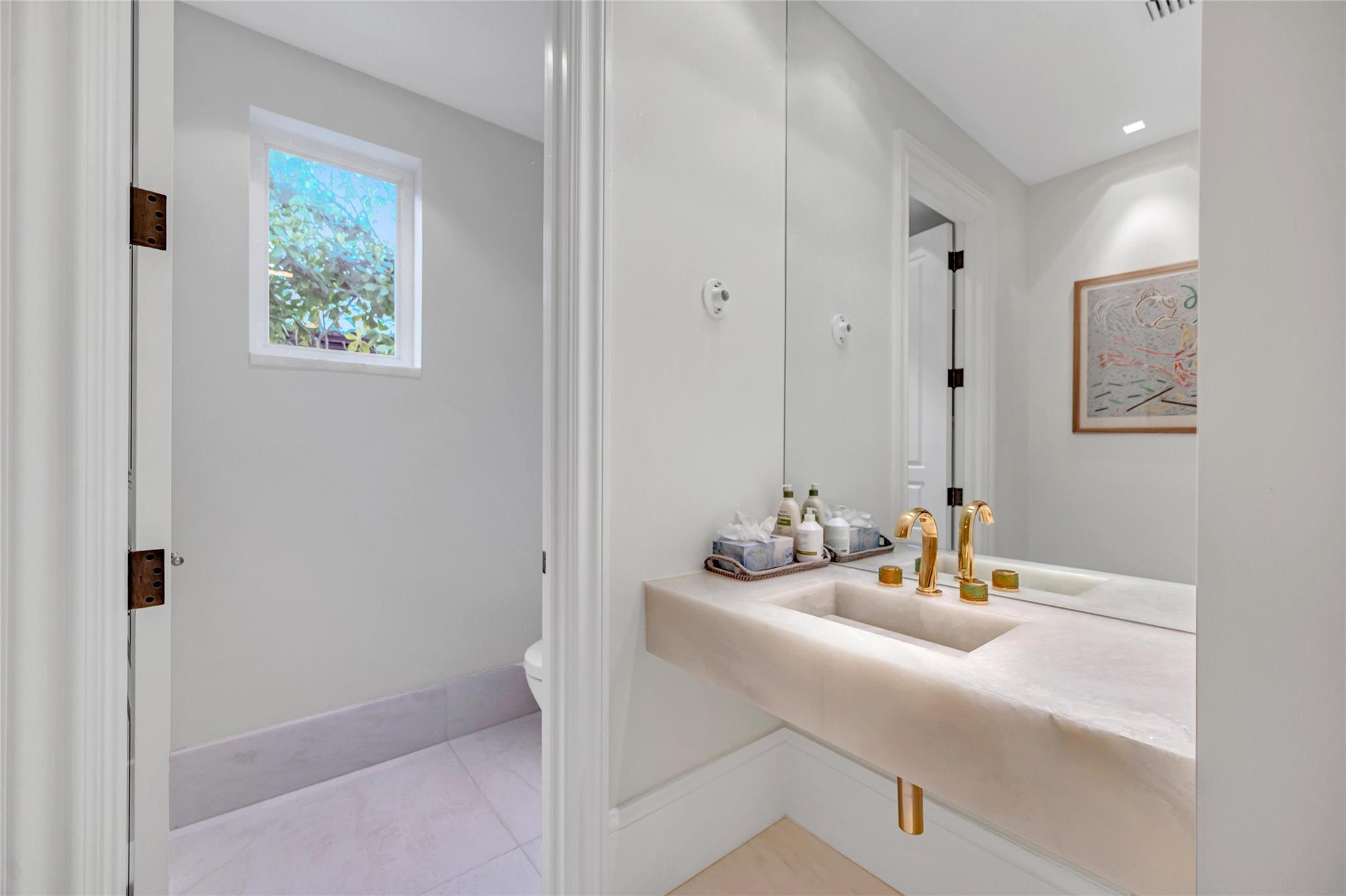 ISLA BAHIA - Residential