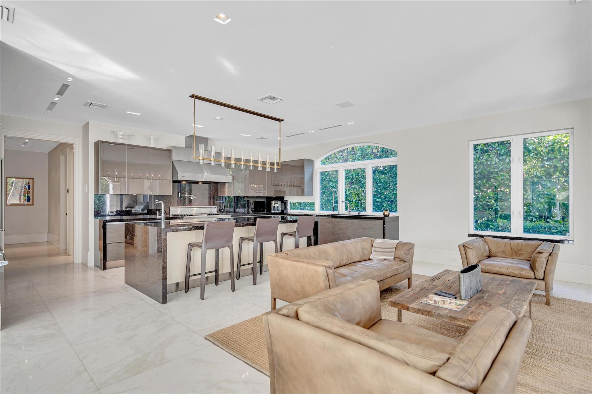 ISLA BAHIA - Residential