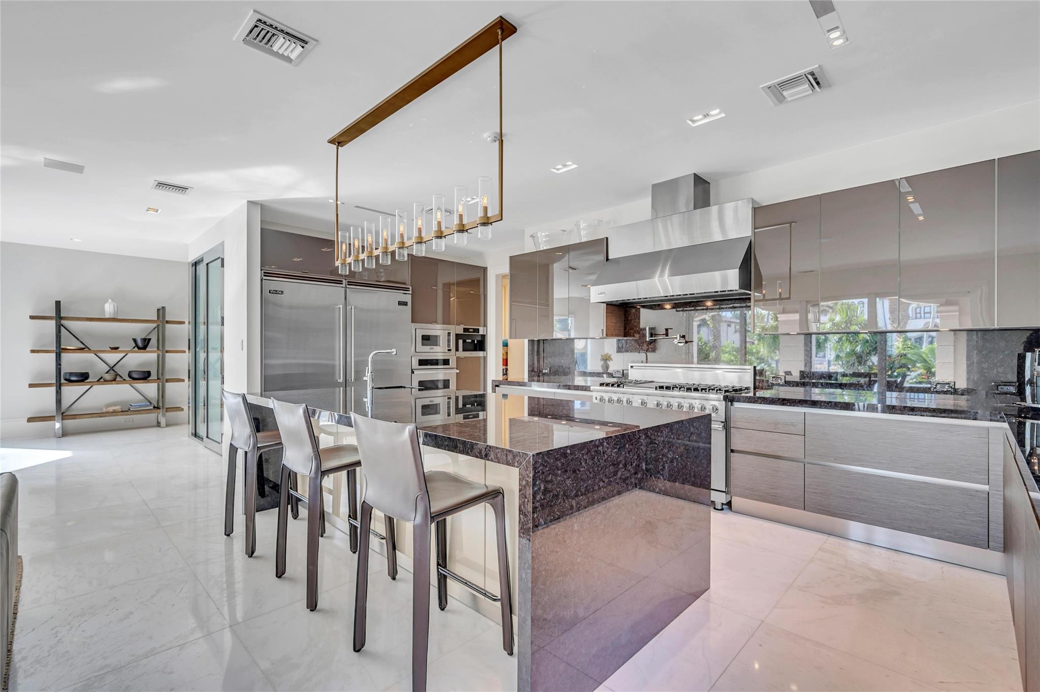 ISLA BAHIA - Residential