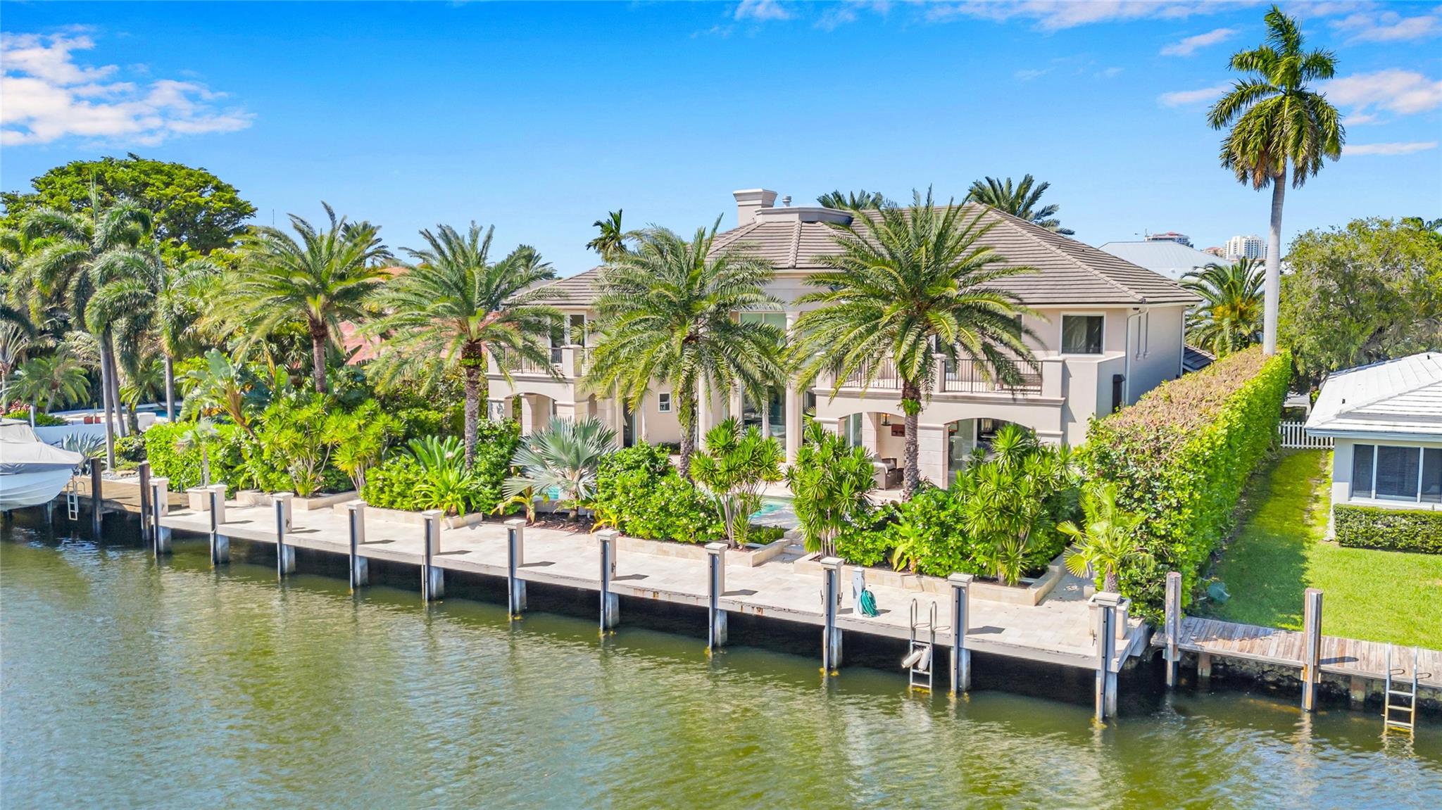 ISLA BAHIA - Residential