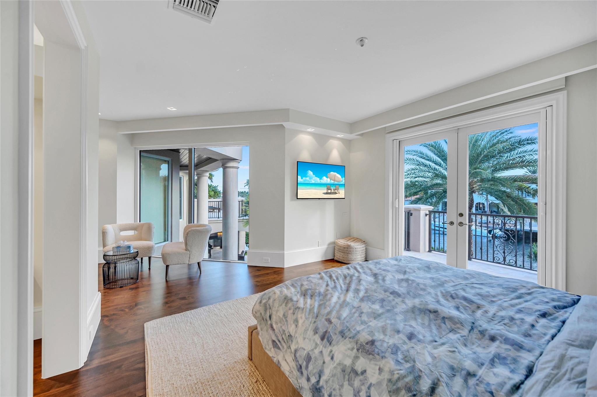 ISLA BAHIA - Residential