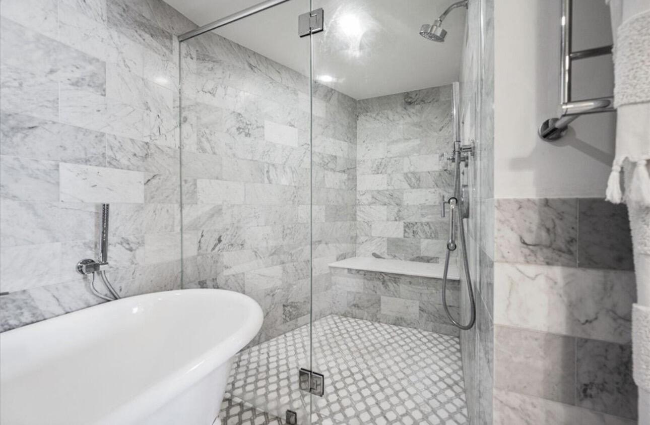 RAPALLO CONDO - Residential