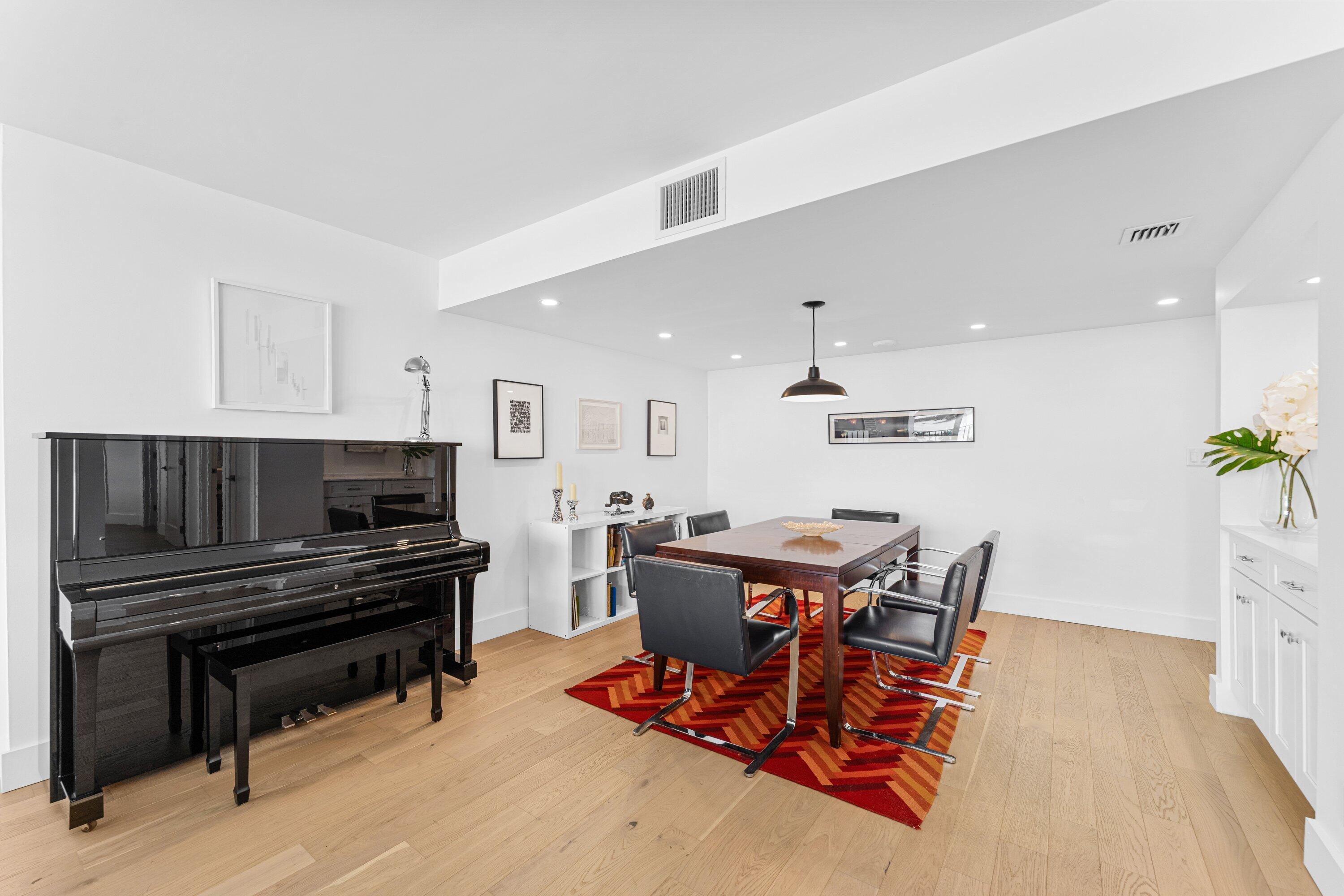 RAPALLO CONDO - Residential