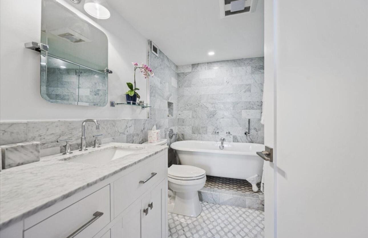 RAPALLO CONDO - Residential