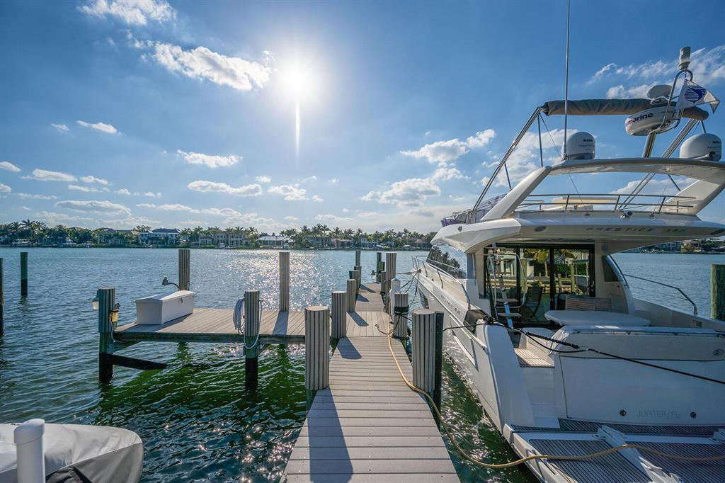 RIVERSIDE ON THE LOXAHATCHEE - Residential