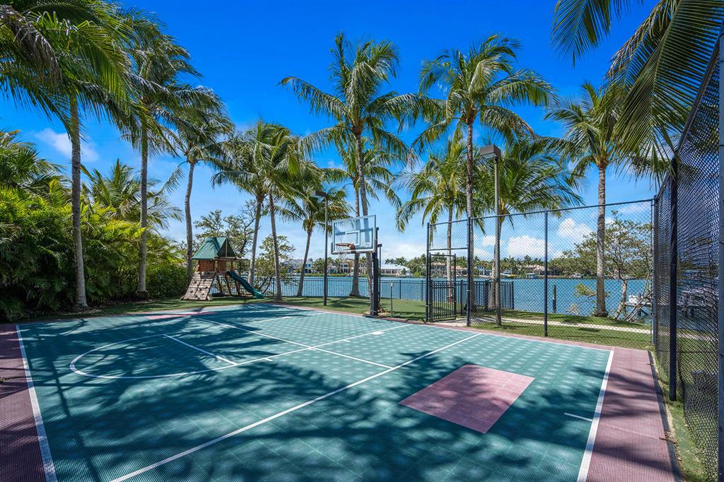 RIVERSIDE ON THE LOXAHATCHEE - Residential