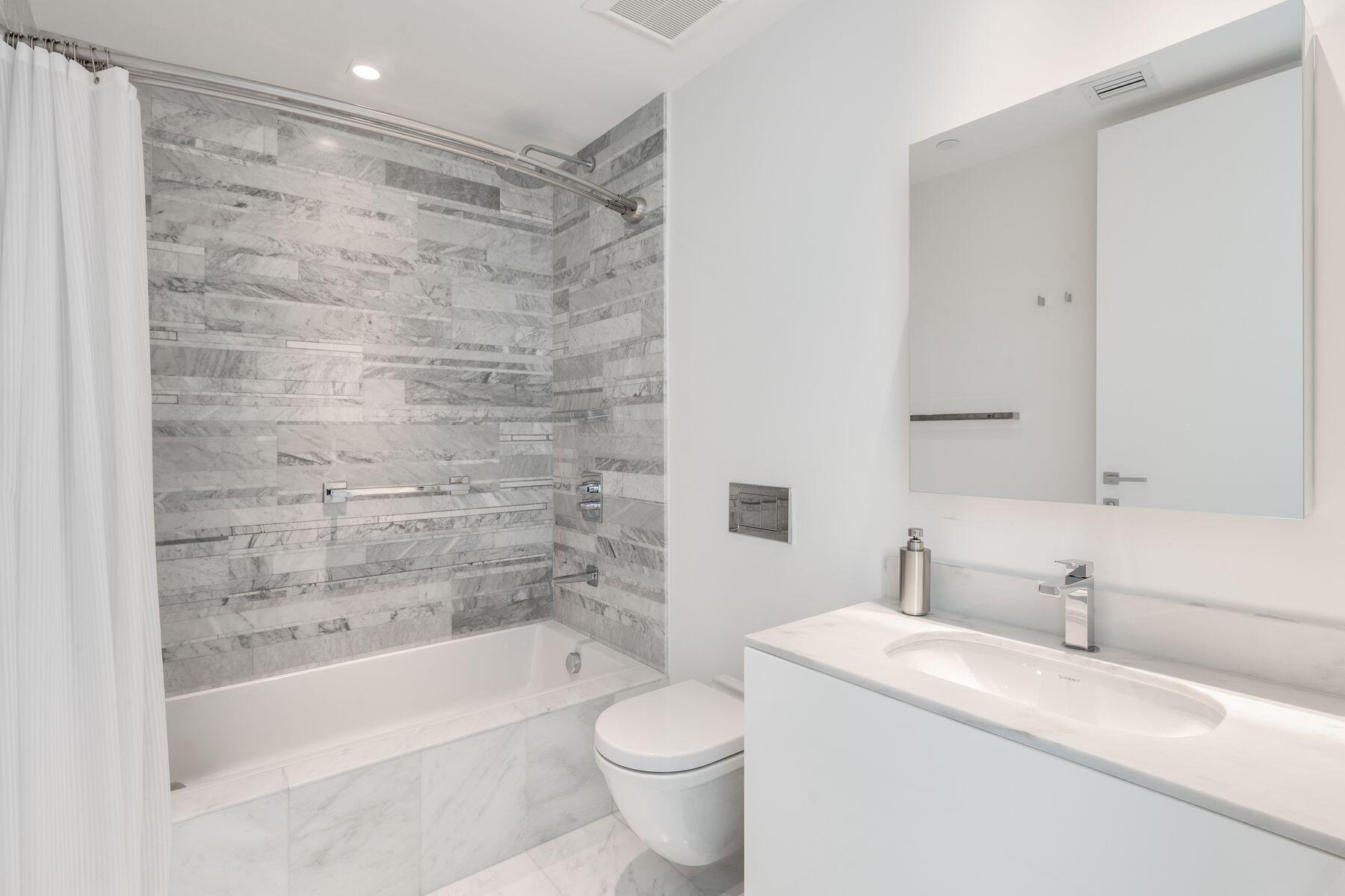 OCEANA BAL HARBOUR CONDO - Residential