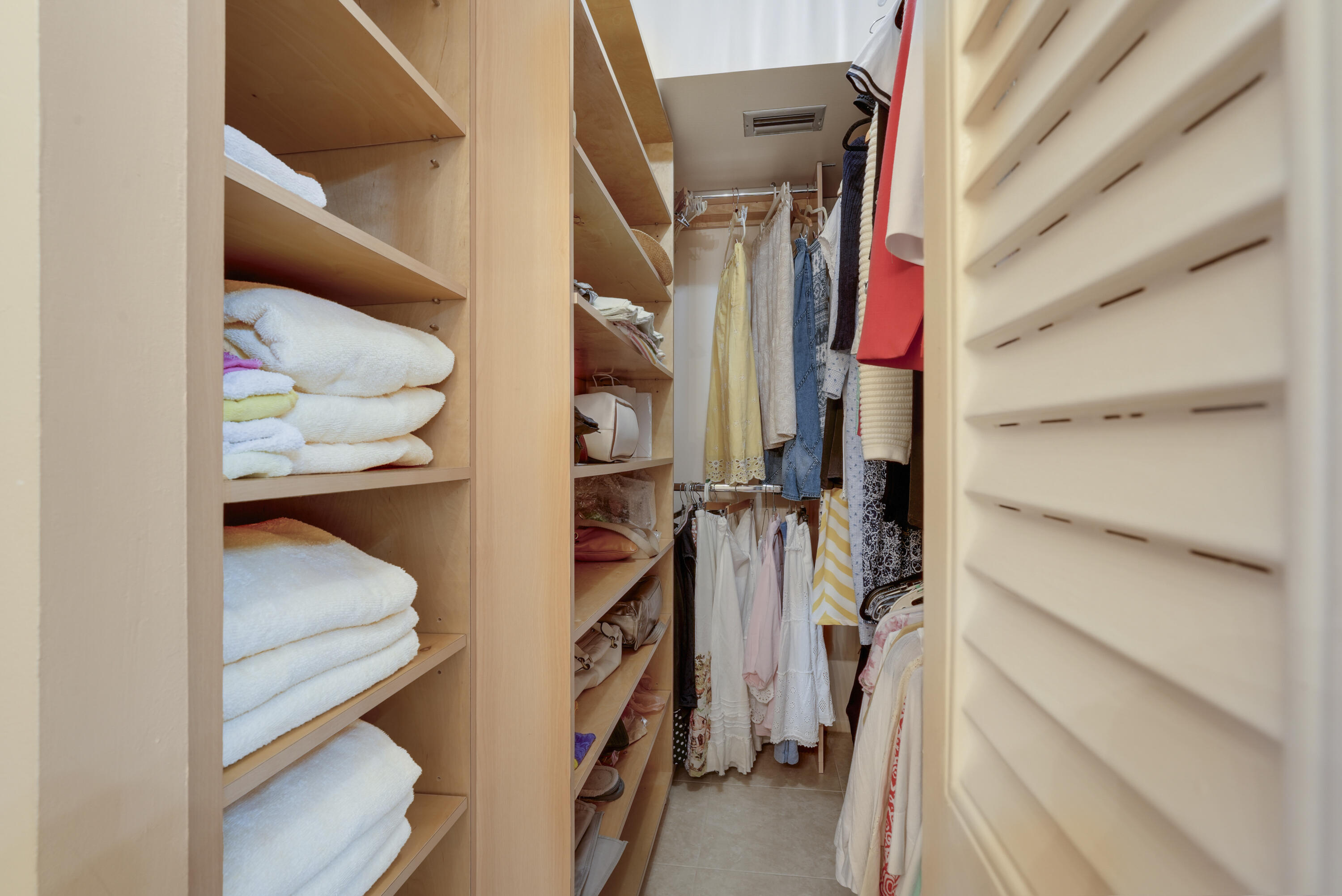 BOCA TEECA CONDO 5 - Residential Lease