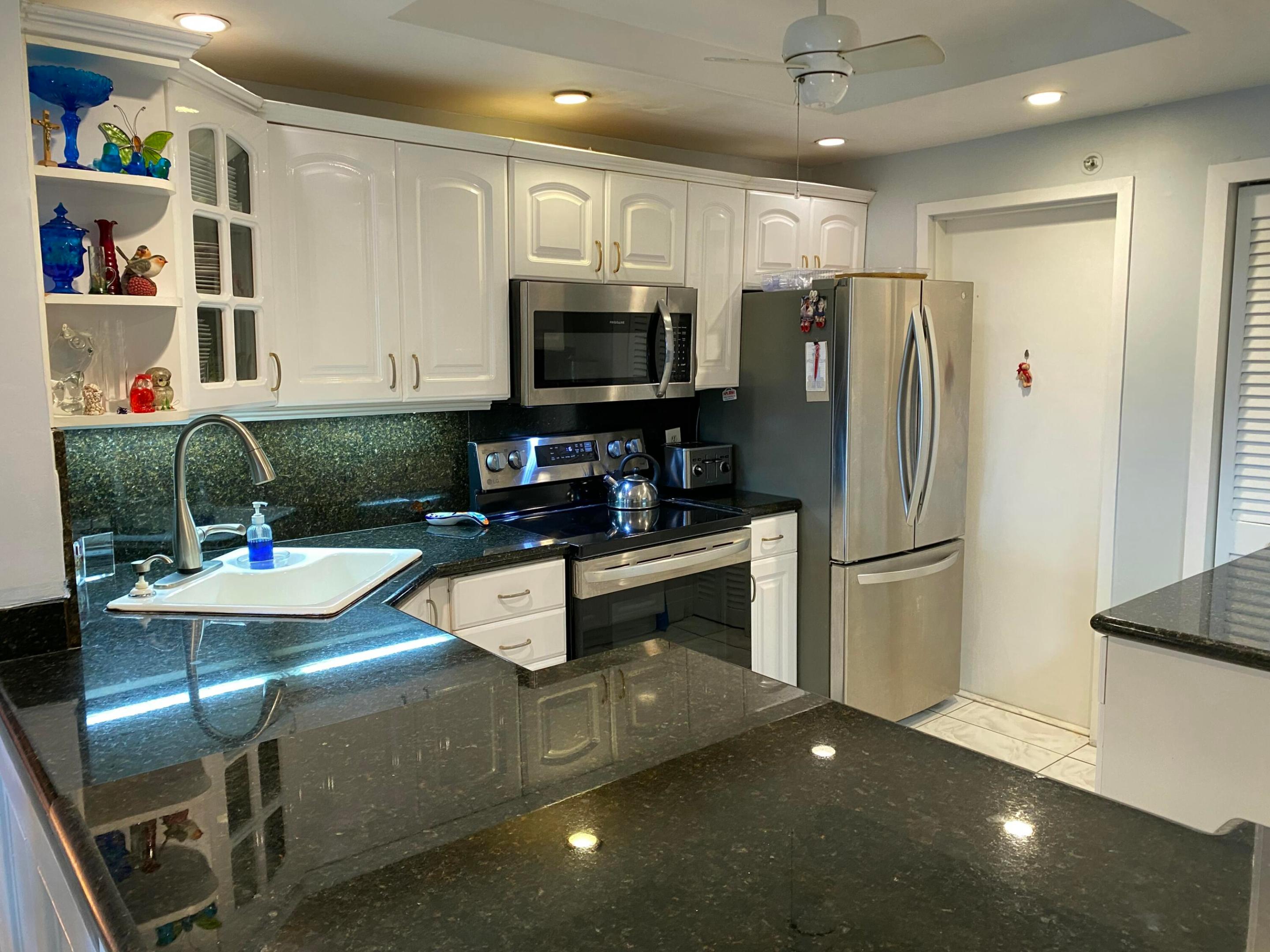 1500 S Ocean Boulevard 608