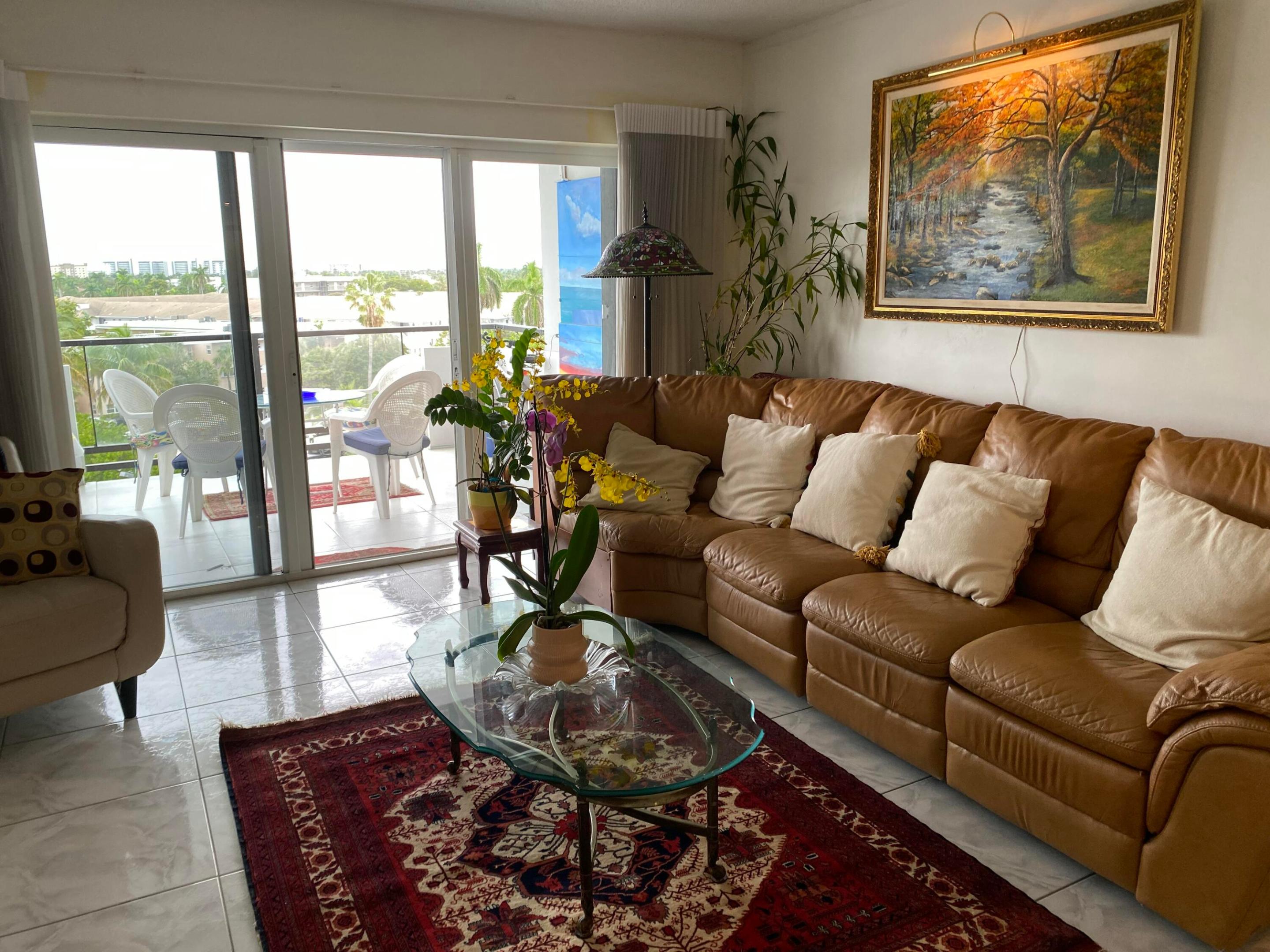 Leisure Towers - Residential Lease