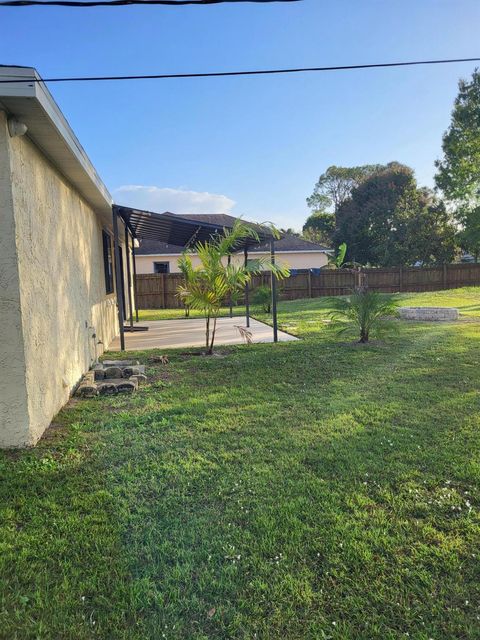 A home in Port St Lucie