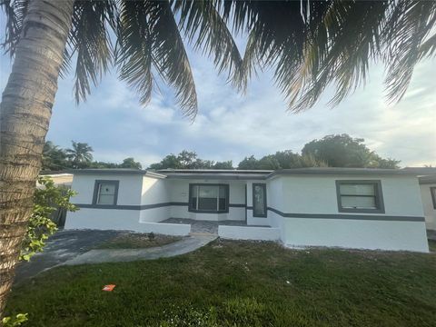 3290 NW 39th St Lauderdale Lakes FL 33309
