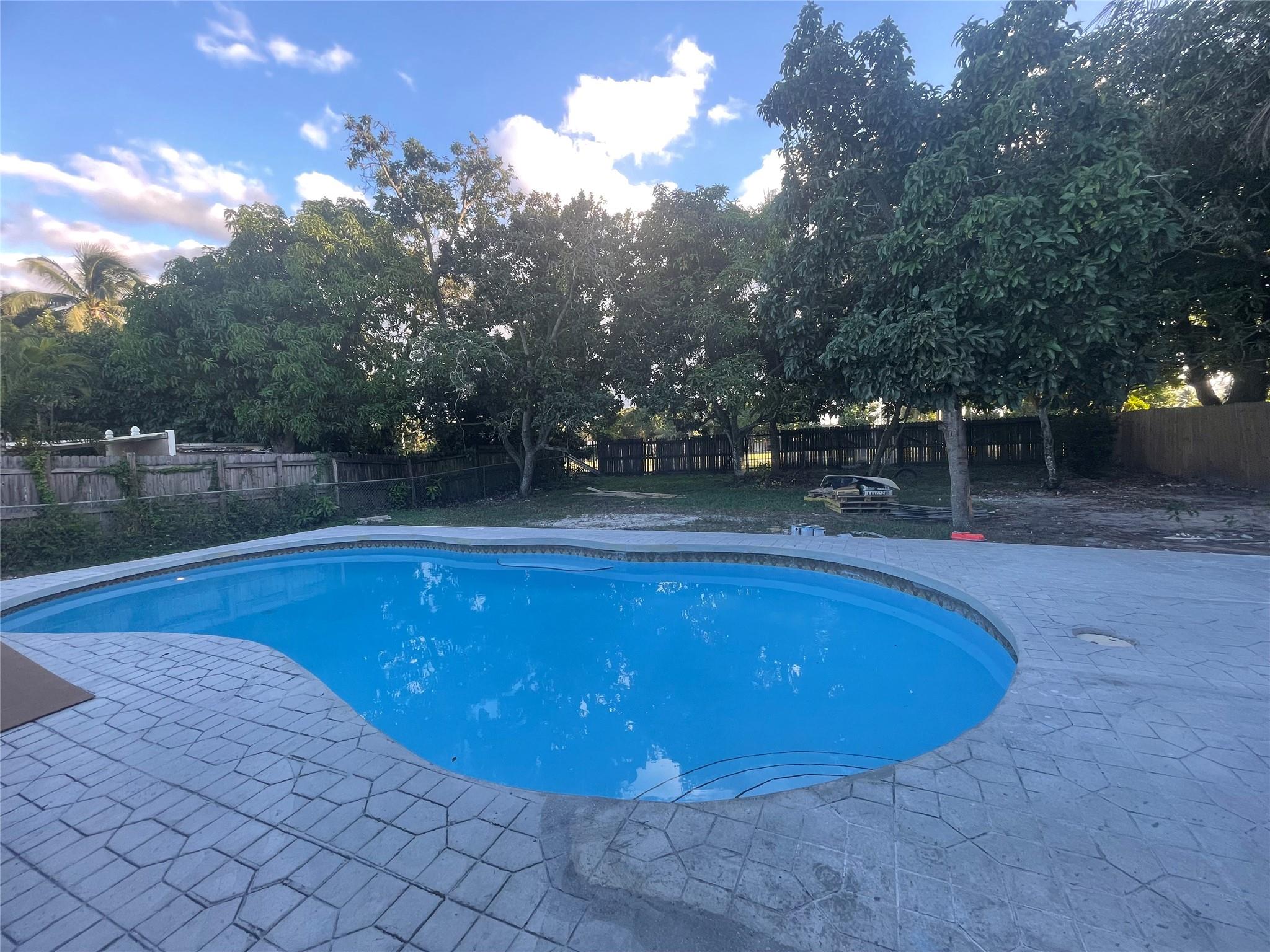 Oriole Estates Sec 8 65-9 - Residential