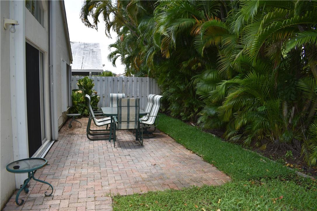 Banyan Oakridge 157-44 B - Residential